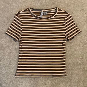 Medium Divided Tight Fit Striped Crop Top